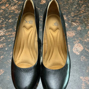 Women's heels, Sofft brand
